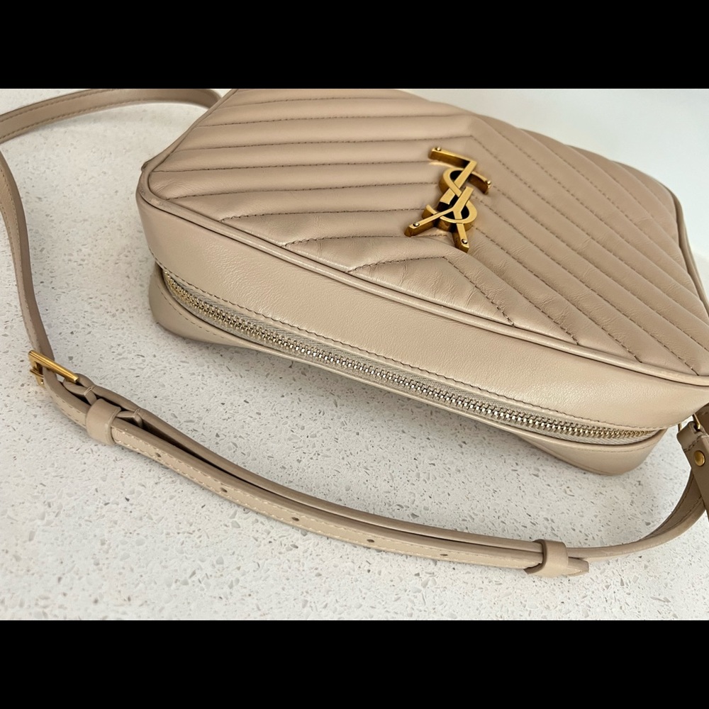 SOLD YSL Saint Laurent Lou Quilted Calfskin Leather Beige Camera Bag - Picture 6 of 12